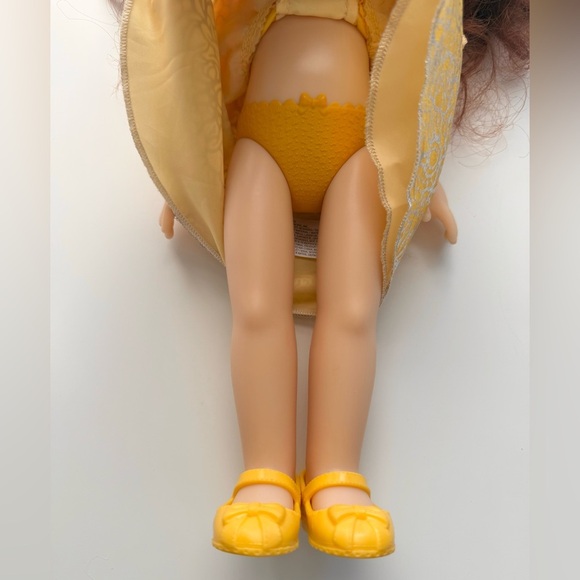 Disney Princess My Friend Belle doll. - Picture 4 of 7